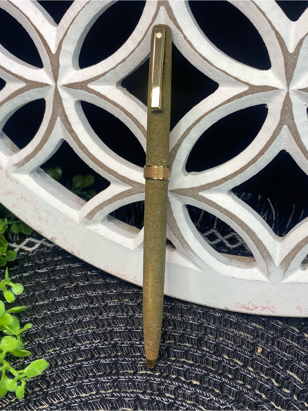 L. Sheaffer 610 Medium Ballpoint Pen-Olive Green/Evergreen Brushed Matte Texture